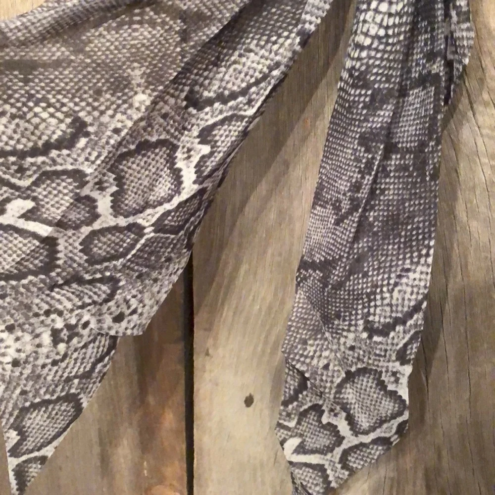 Tasha Snakeskin Scarf Tail Hair Scrunchie in Gray Black